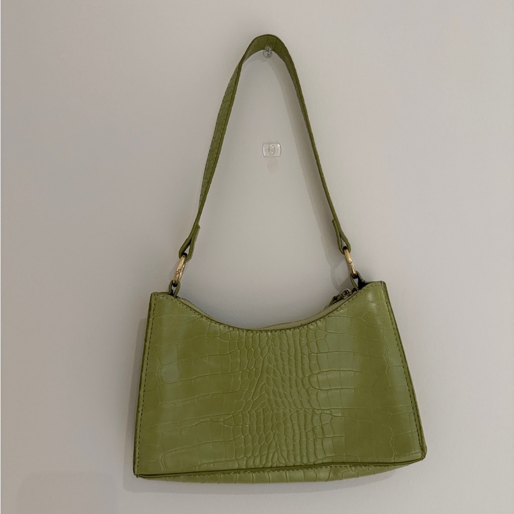 Lime Green Crocodile-Pattern Purse